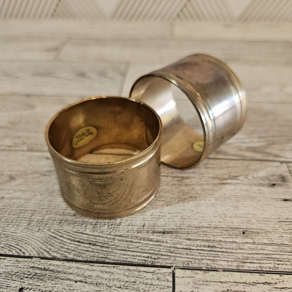 Brass Napkin Rings Set of 2 - Picture 1 of 5